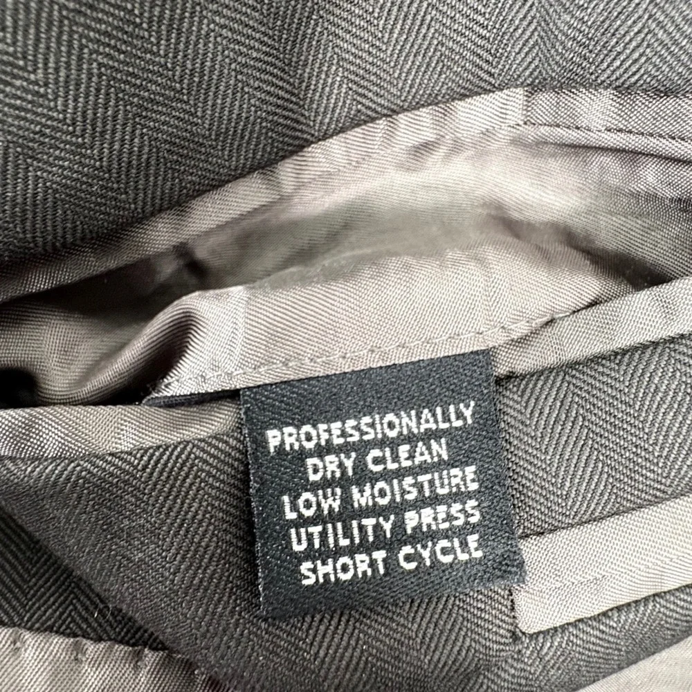 Jos A Bank Signature Collection 2 Piece Gray Wool‎ Tailored Fit Suit 42R 36x31